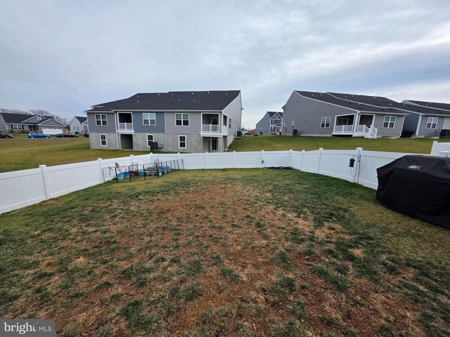 124 BIBURY ST, Martinsburg, WV 25405