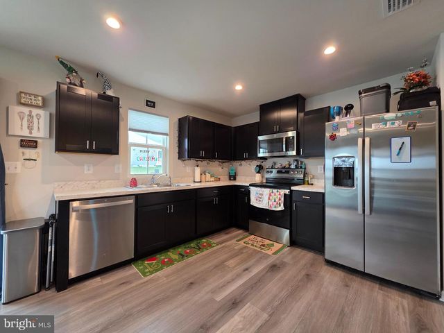 124 BIBURY ST, Martinsburg, WV 25405