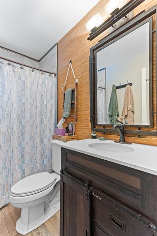 718 Panorama, Milford Vlg, MI 48381