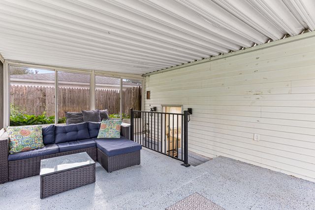 718 Panorama, Milford Vlg, MI 48381