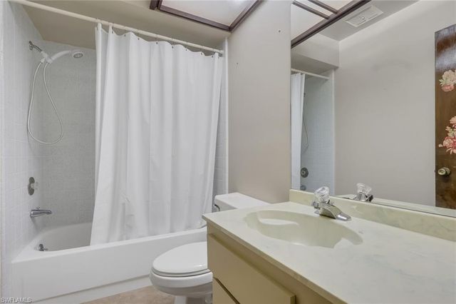 4133 Lakewood BLVD E27, Naples, FL 34112