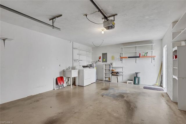 4133 Lakewood BLVD E27, Naples, FL 34112