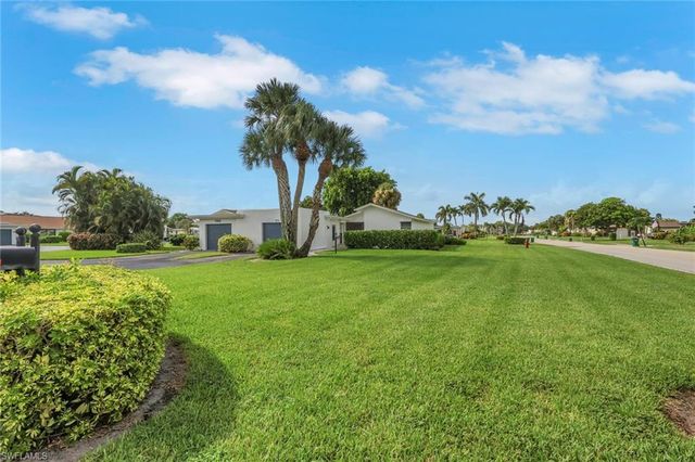 4133 Lakewood BLVD E27, Naples, FL 34112