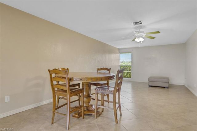 4133 Lakewood BLVD E27, Naples, FL 34112