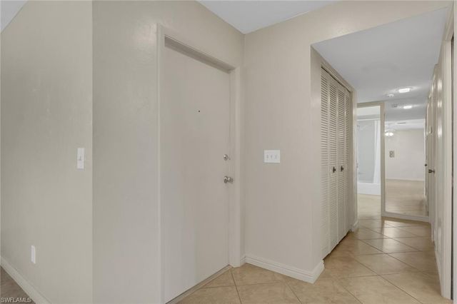 4133 Lakewood BLVD E27, Naples, FL 34112