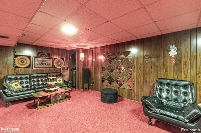 25810 Virginia Drive, Warren, MI 48091