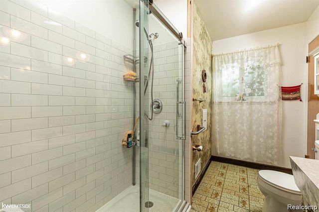 25810 Virginia Drive, Warren, MI 48091