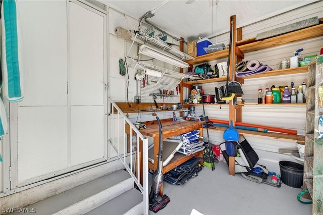 10390 Wales LOOP, Bonita Springs, FL 34135