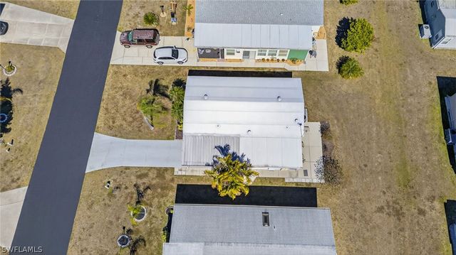 10390 Wales LOOP, Bonita Springs, FL 34135