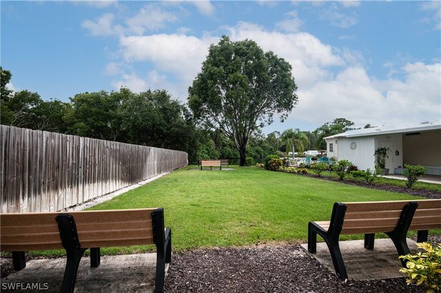 10390 Wales LOOP, Bonita Springs, FL 34135