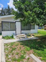 287 Poe AVE, North Fort Myers, FL 33917