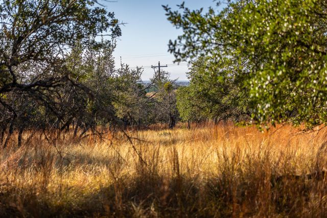 1260 County Road 2001, Lampasas, TX 76550