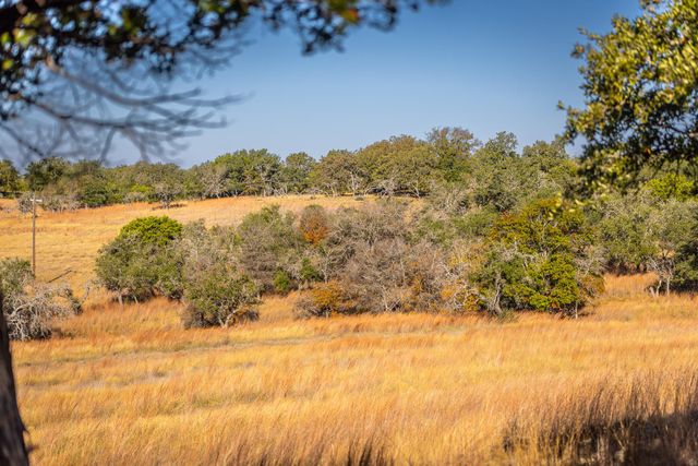 1260 County Road 2001, Lampasas, TX 76550