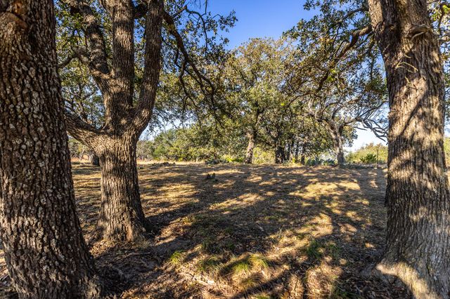 1260 County Road 2001, Lampasas, TX 76550