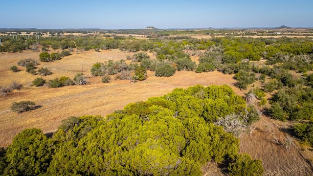 1260 County Road 2001, Lampasas, TX 76550