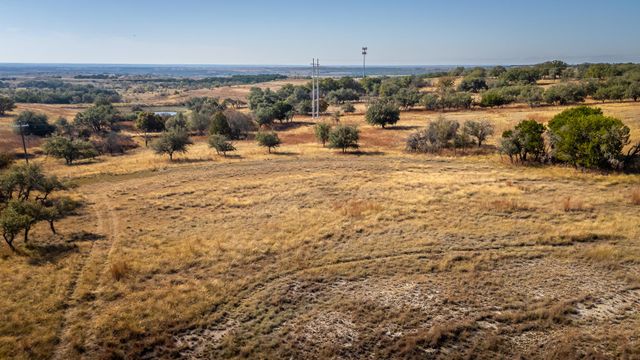 1260 County Road 2001, Lampasas, TX 76550