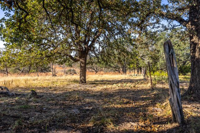 1260 County Road 2001, Lampasas, TX 76550