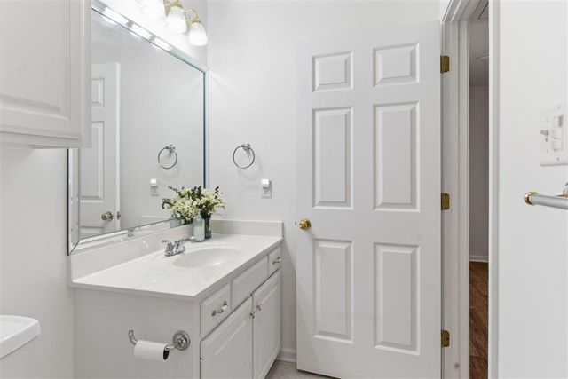 215 Pecanwood Drive, Lake Charles, LA 70605