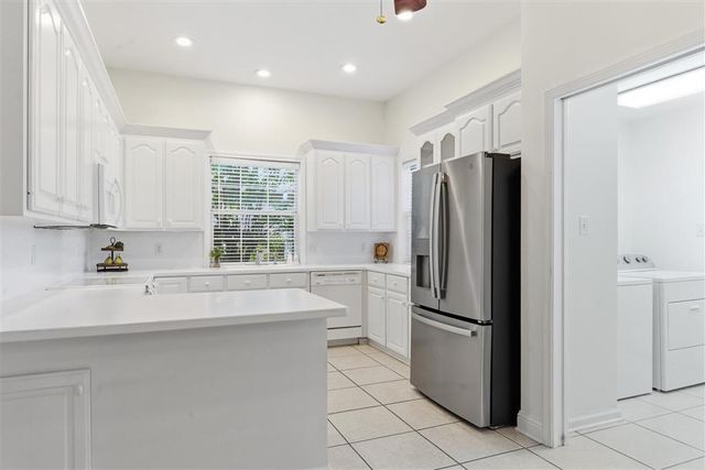 215 Pecanwood Drive, Lake Charles, LA 70605