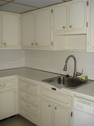 1965 S Ocean Drive 10P, Hallandale Beach, FL 33009