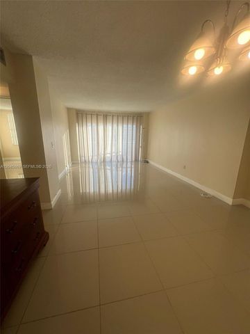 1965 S Ocean Drive 10P, Hallandale Beach, FL 33009