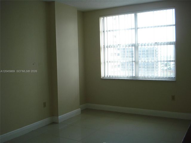 1965 S Ocean Drive 10P, Hallandale Beach, FL 33009