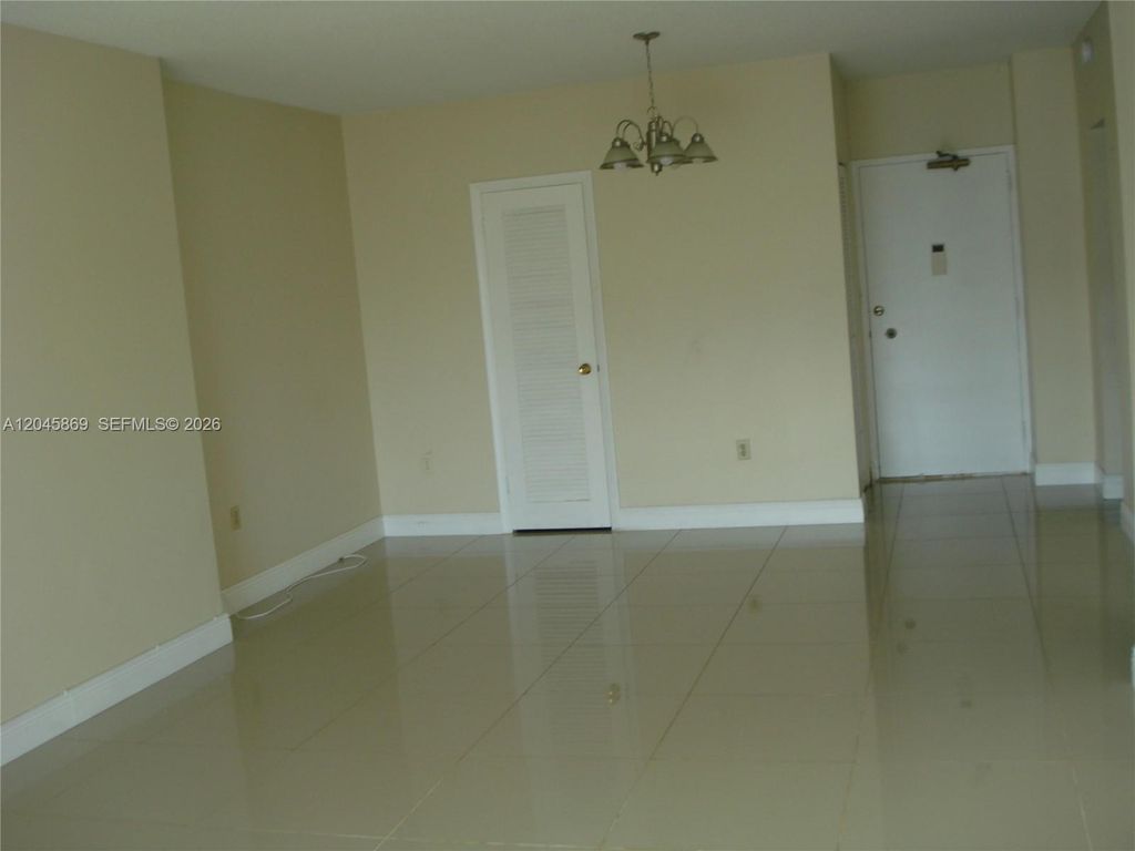 1965 S Ocean Drive 10P, Hallandale Beach, FL 33009