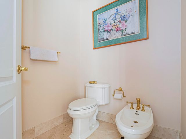 226 SW Palm Cove Drive, Palm City, FL 34990