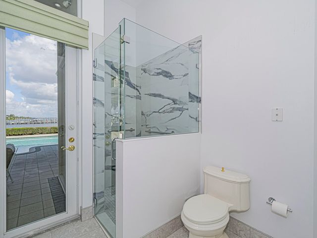 226 SW Palm Cove Drive, Palm City, FL 34990