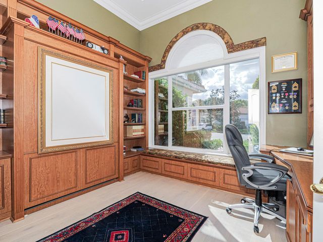 226 SW Palm Cove Drive, Palm City, FL 34990