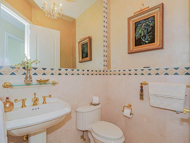 226 SW Palm Cove Drive, Palm City, FL 34990