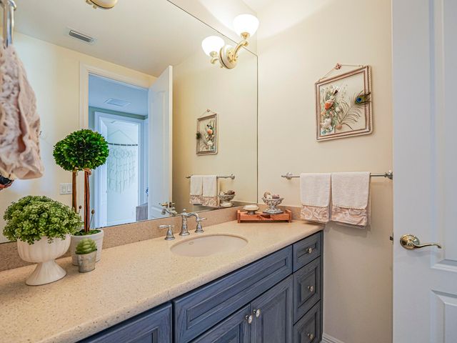 226 SW Palm Cove Drive, Palm City, FL 34990