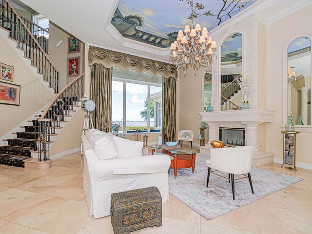 226 SW Palm Cove Drive, Palm City, FL 34990