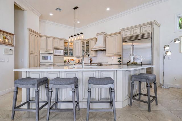 226 SW Palm Cove Drive, Palm City, FL 34990