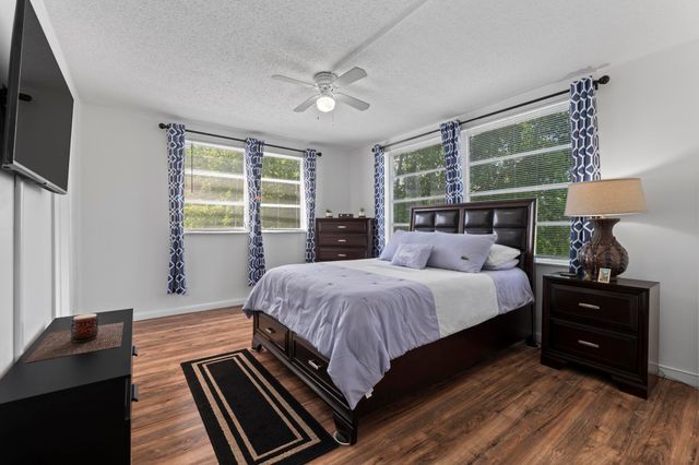 5275 NW 10th Court 305, Plantation, FL 33313