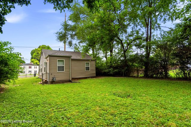 3523 Manslick Rd, Louisville, KY 40215