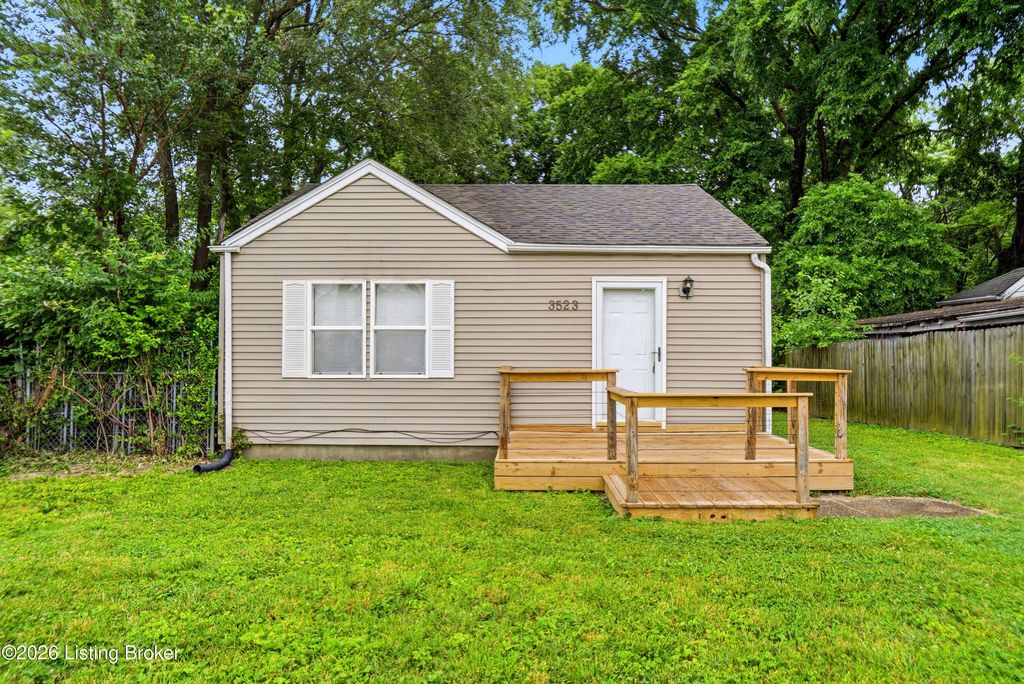 3523 Manslick Rd, Louisville, KY 40215
