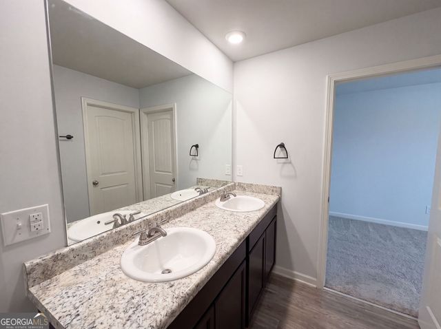 1300 Mills Cove Drive, Covington, GA 30016