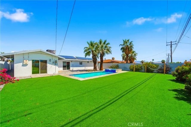 431 W Avenida Cerca, Palm Springs, CA 92262
