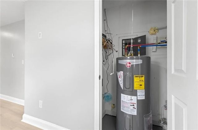 30 Victoria Street, Providence, RI 02909