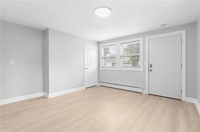 30 Victoria Street, Providence, RI 02909