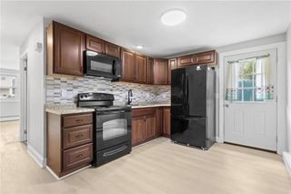 30 Victoria Street, Providence, RI 02909