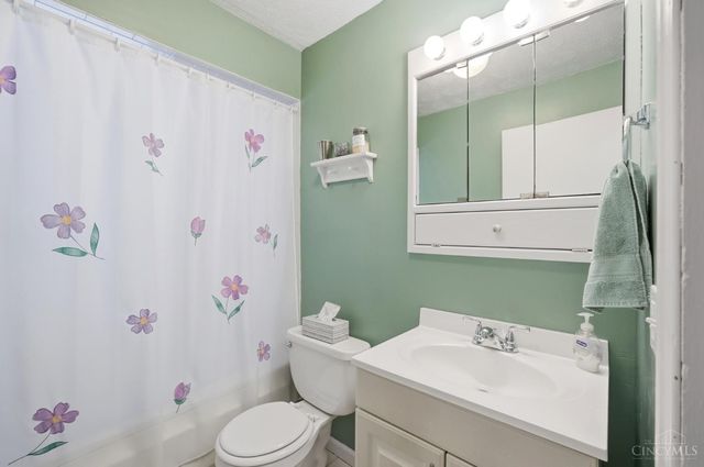 9374 Silva Drive, Colerain Twp, OH 45251