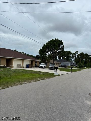 4713 13th ST SW, Lehigh Acres, FL 33973