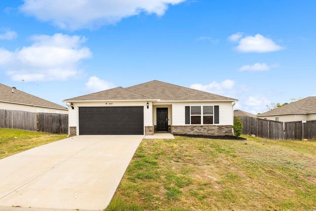 4448 Olympic Dr, Benton, AR 72019