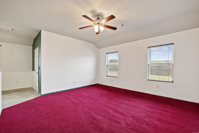 4448 Olympic Dr, Benton, AR 72019