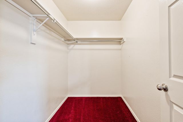 4448 Olympic Dr, Benton, AR 72019