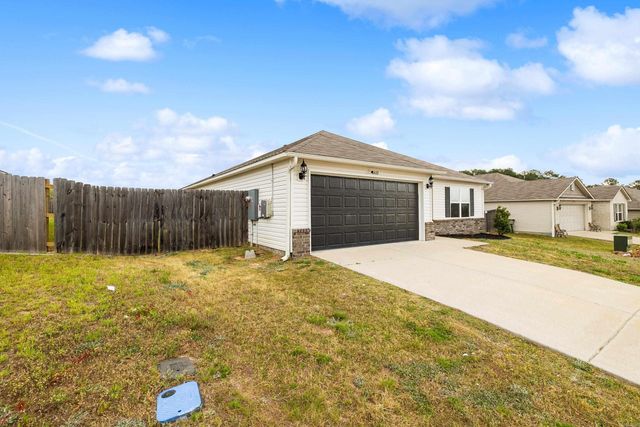 4448 Olympic Dr, Benton, AR 72019