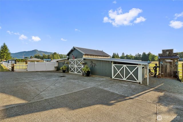 32993 Hamilton Cemetery Road, Sedro Woolley, WA 98284