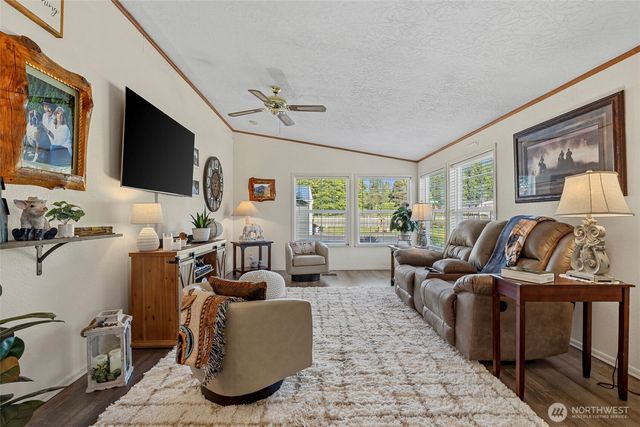 32993 Hamilton Cemetery Road, Sedro Woolley, WA 98284